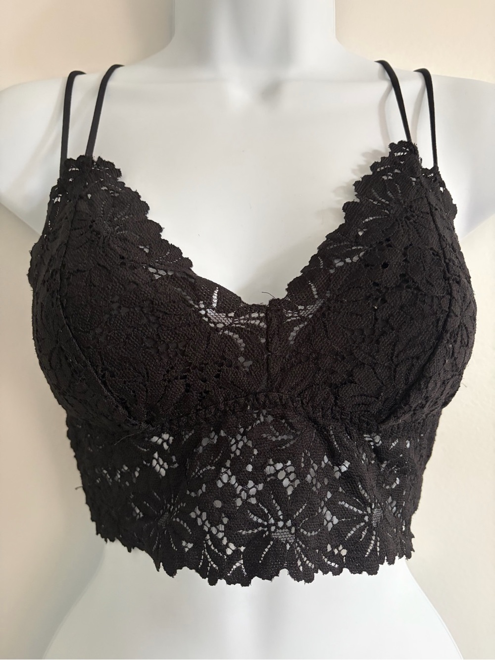PINK VS Black Lace Top Bralette Size Small